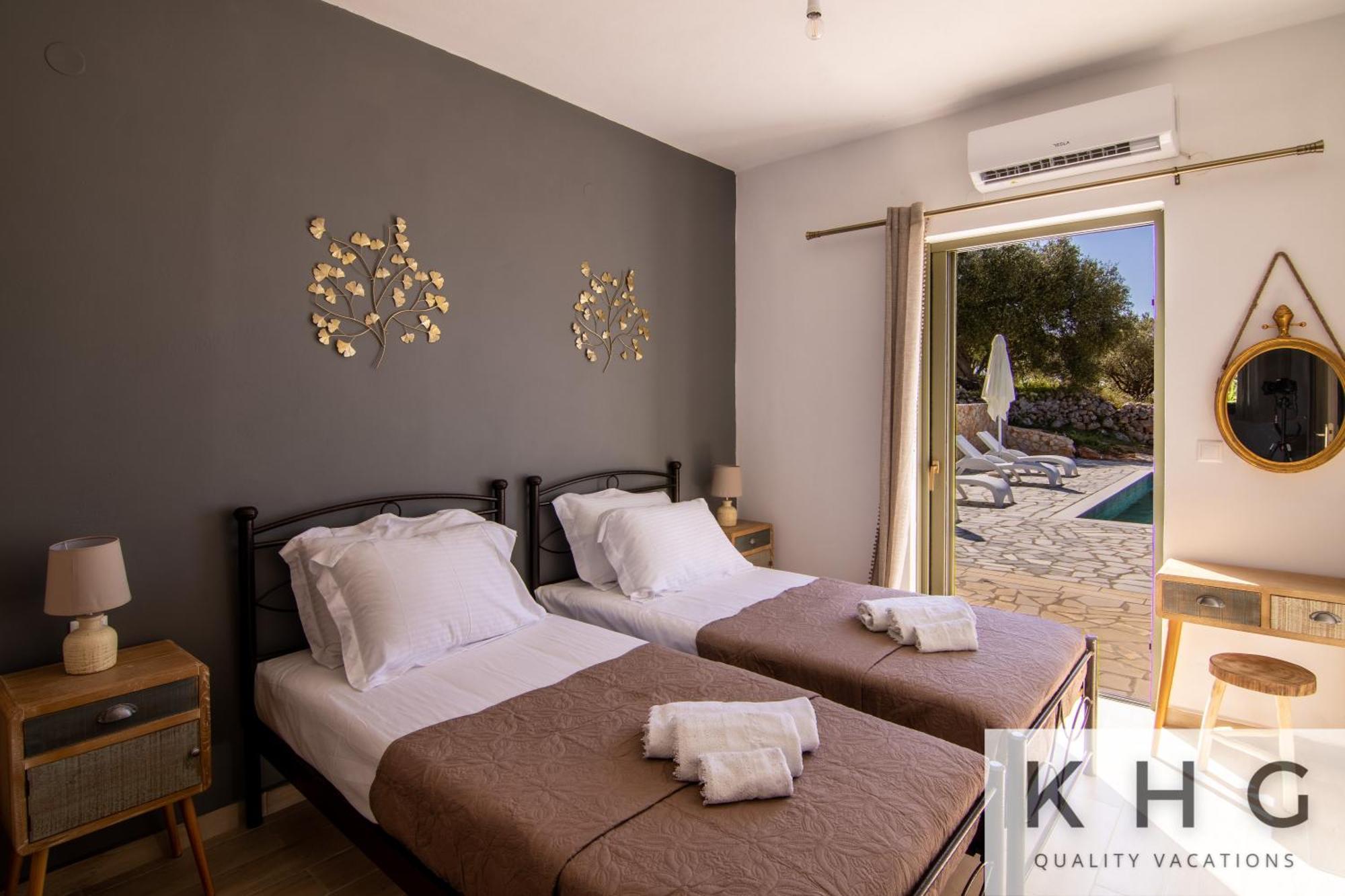 Skoumas Villa Surrounded By Olive Trees! Vlachata Extérieur photo
